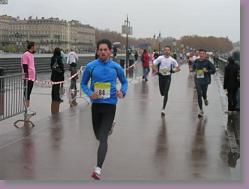 10quaisbdx292 * 640 x 480 * (88KB)